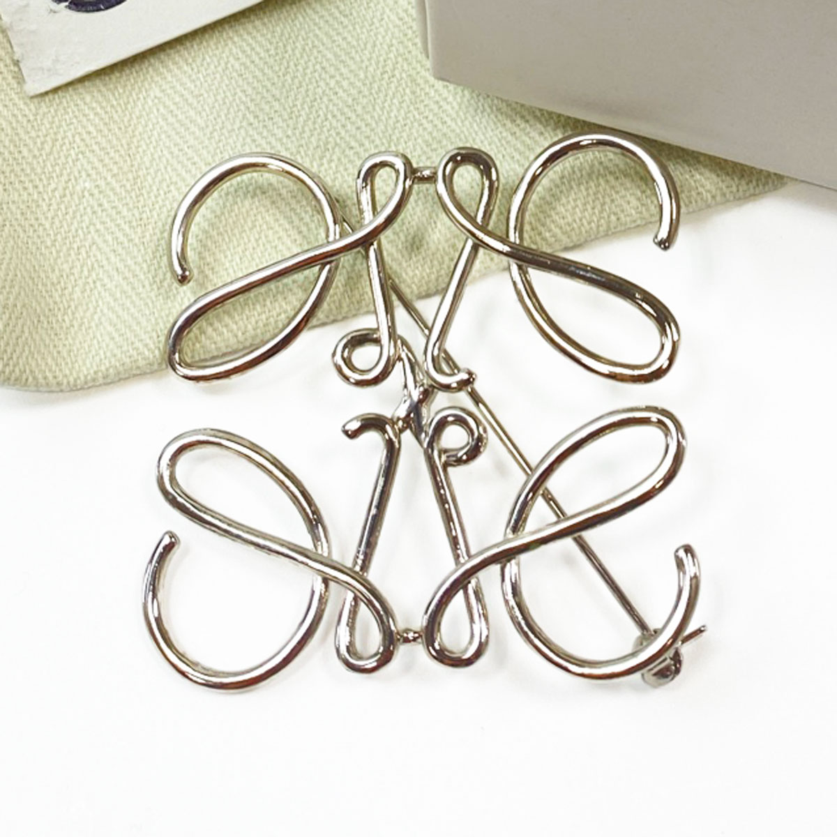 LOEWE ������ ���ʥ���� �֥����� ����С� �����ֹ桧11030