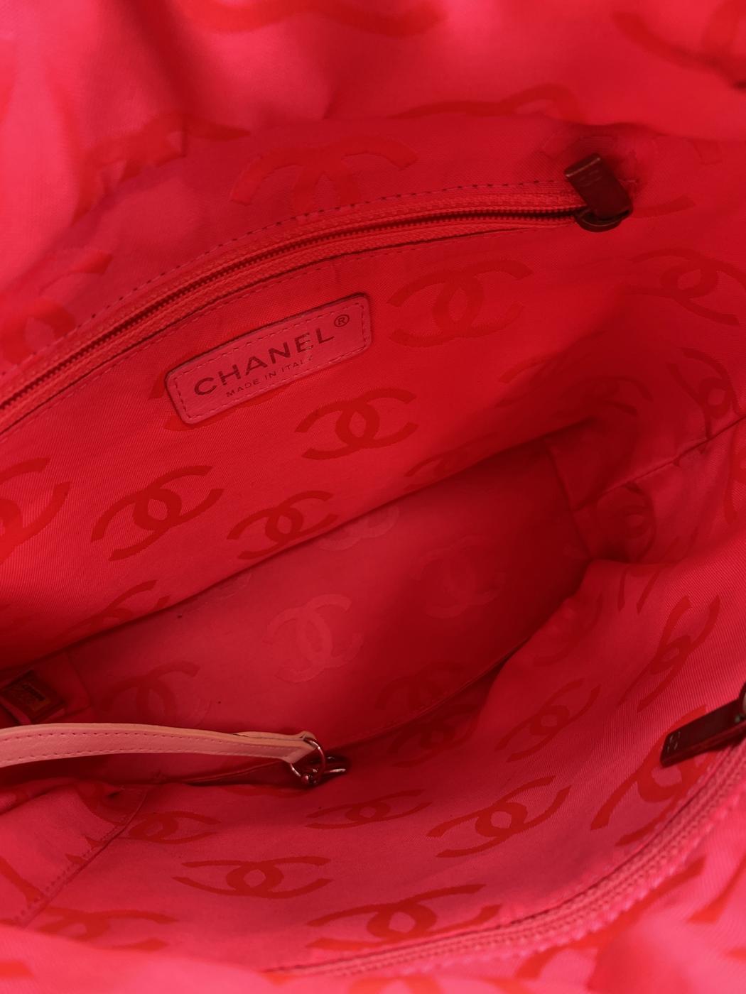 ����ͥ� CHANEL ����ܥ�饤�� �ߥǥ�����ȡ��� A25167 �ȡ��ȥХå� �ۥ磻�� �֥�å� �����ֹ桧8807