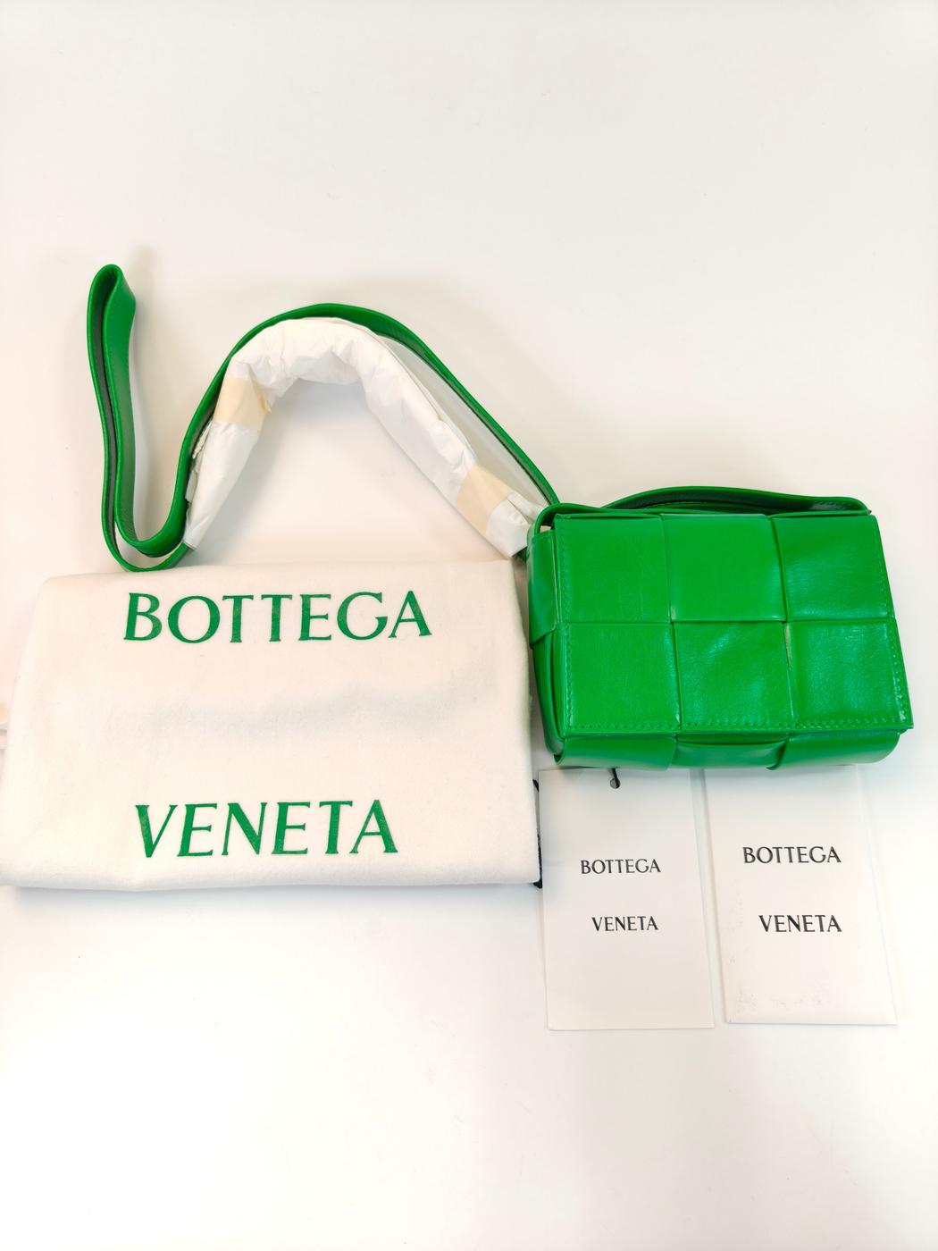 BOTTEGA VENETA �ܥåƥ������ͥ� �ޥ�������ȥ���㡼�� �����ǥ� �����å� ���������Хå� ���꡼�� �����ֹ桧10744