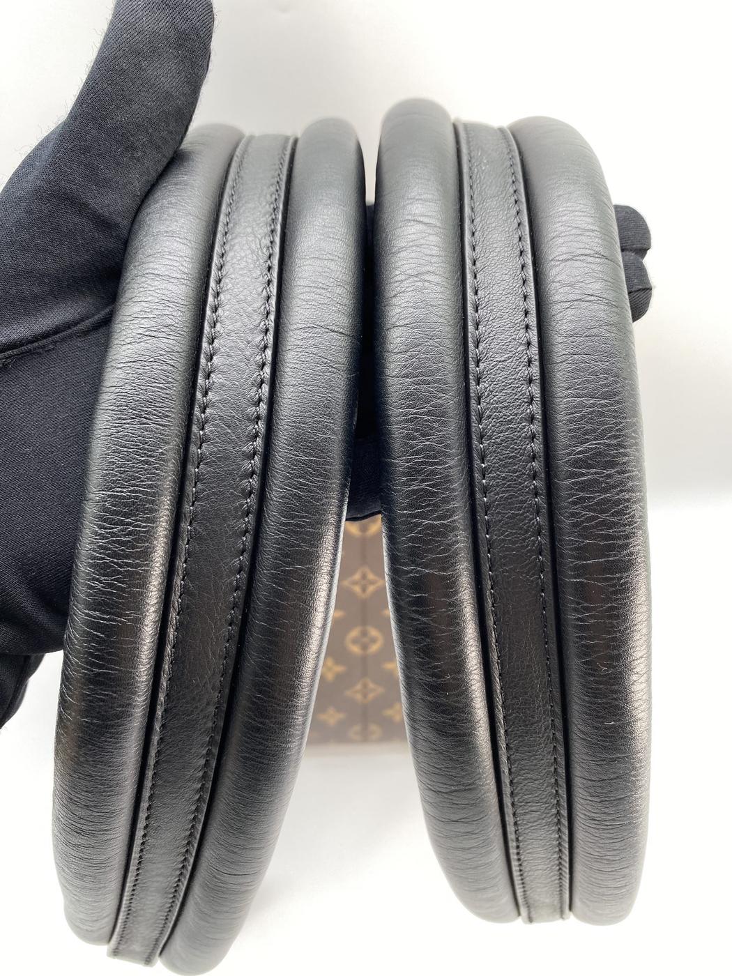 LOUIS VUITTON �륤 �����ȥ� ��Υ���� ��С��� �ѡ��ॹ�ץ�󥰥� �Хå��ѥå�PM ���å� ���å����å� �쥶�� M43116 �����ֹ桧8893