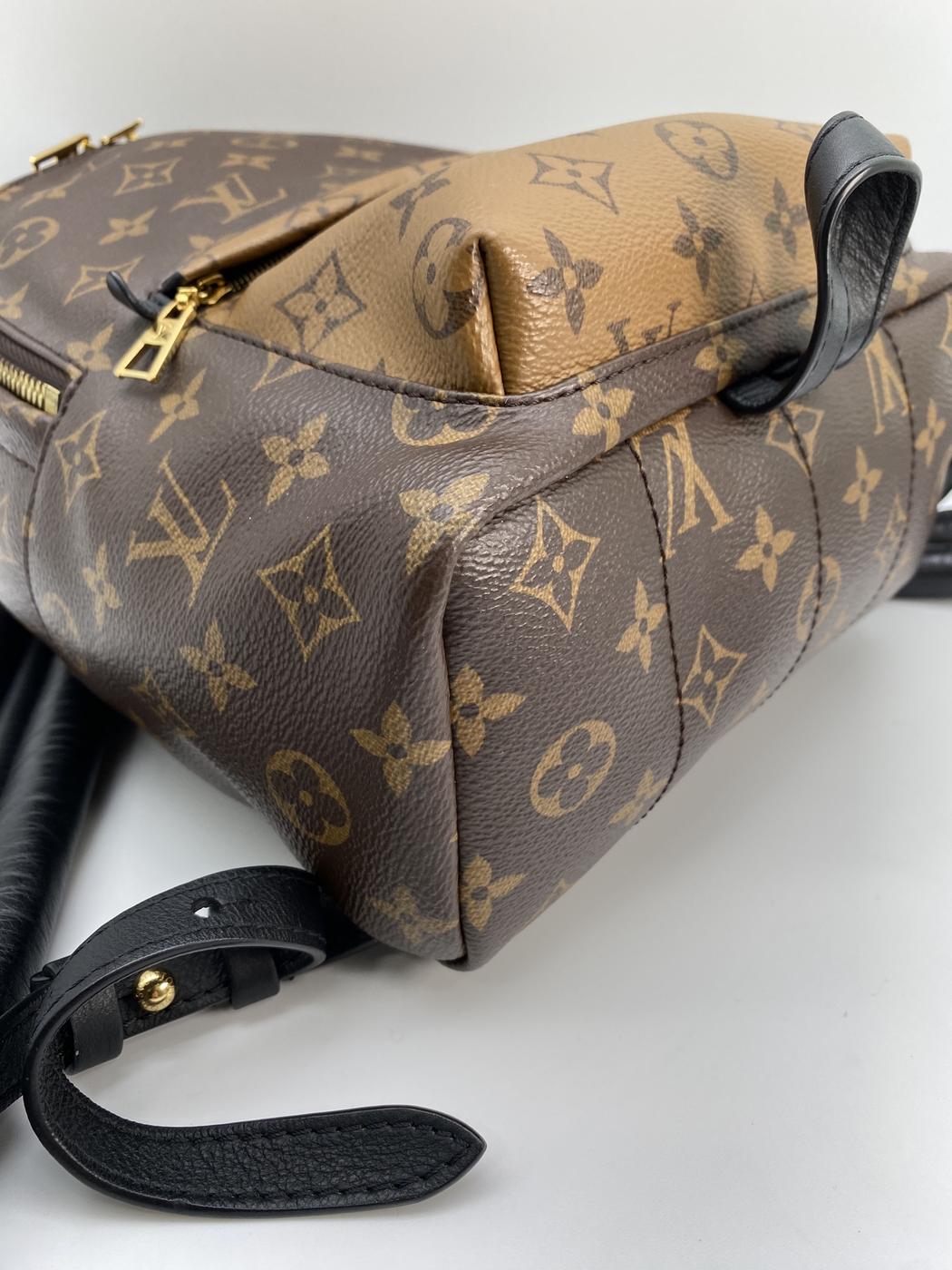 LOUIS VUITTON �륤 �����ȥ� ��Υ���� ��С��� �ѡ��ॹ�ץ�󥰥� �Хå��ѥå�PM ���å� ���å����å� �쥶�� M43116 �����ֹ桧8893