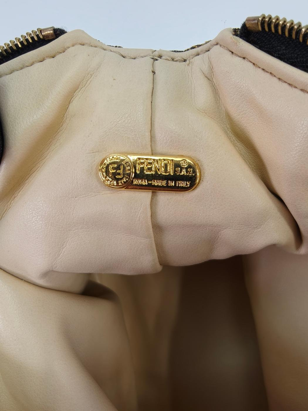 FENDI �ե���ǥ� ���������꡼�ݡ��� ����å��Хå� �Х˥ƥ� ���å� �٥�ȶ�� �����ֹ桧10115