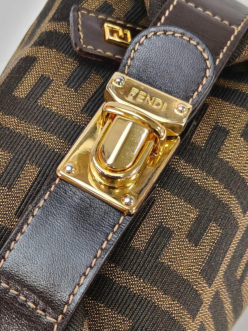 FENDI �ե���ǥ� ���������꡼�ݡ��� ����å��Хå� �Х˥ƥ� ���å� �٥�ȶ�� �����ֹ桧10115