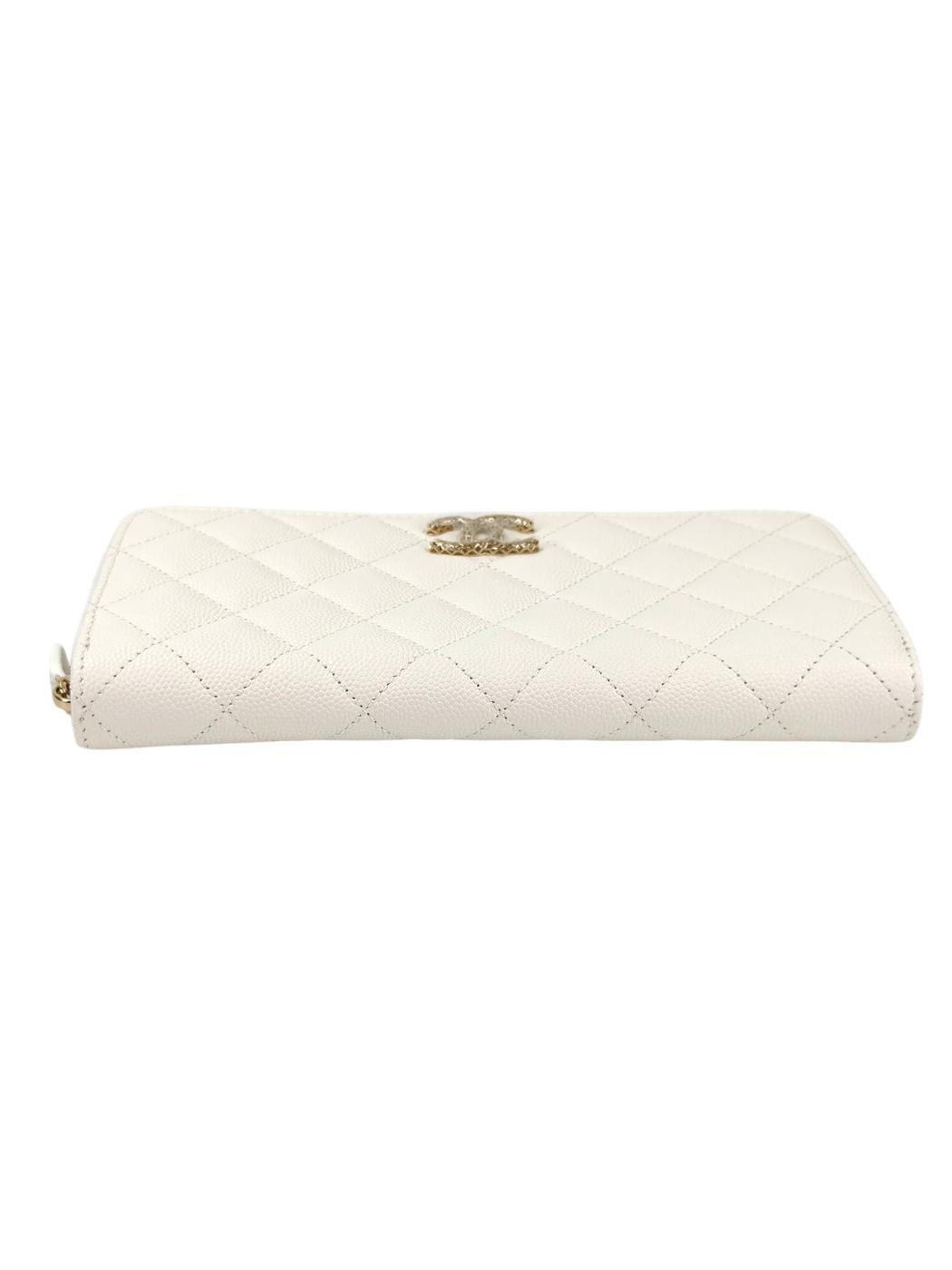 CHANEL ����ͥ� �ޥȥ�å� �饦��ɥե����ʡ� Ĺ���� ������ɶ�� �ۥ磻��  �����ֹ桧11415