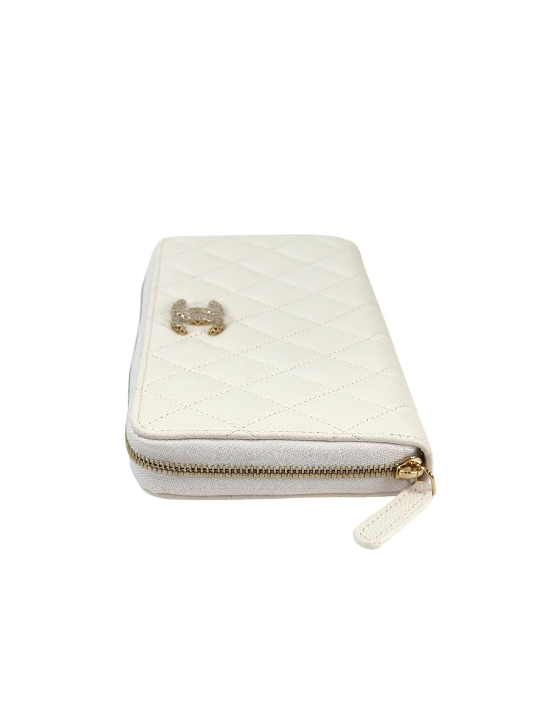 CHANEL ����ͥ� �ޥȥ�å� �饦��ɥե����ʡ� Ĺ���� ������ɶ�� �ۥ磻��  �����ֹ桧11415