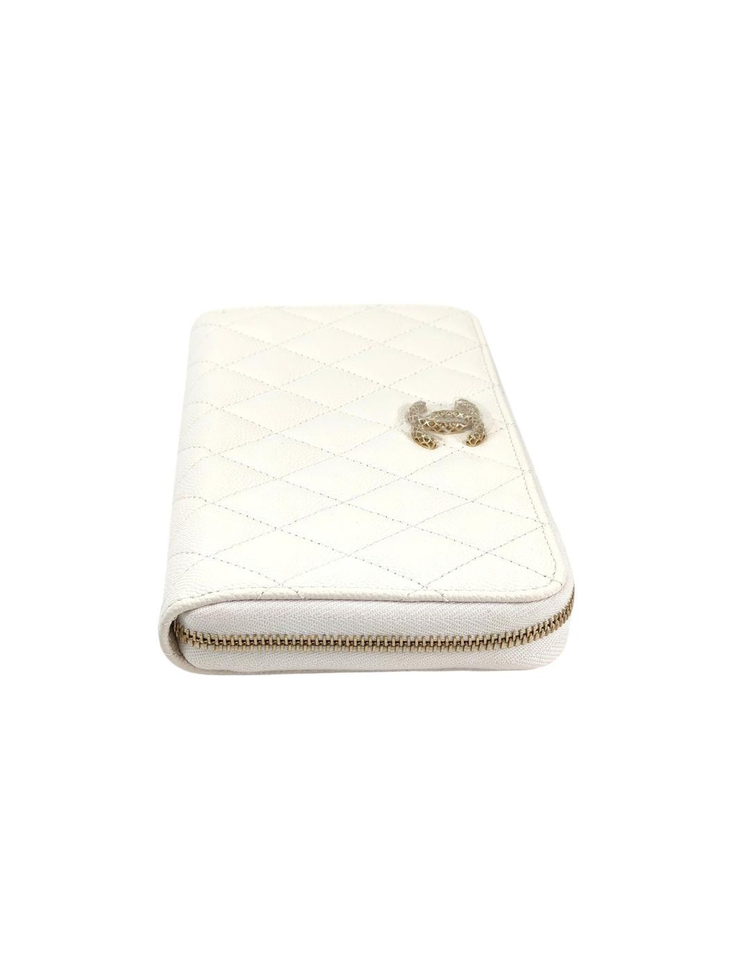CHANEL ����ͥ� �ޥȥ�å� �饦��ɥե����ʡ� Ĺ���� ������ɶ�� �ۥ磻��  �����ֹ桧11415