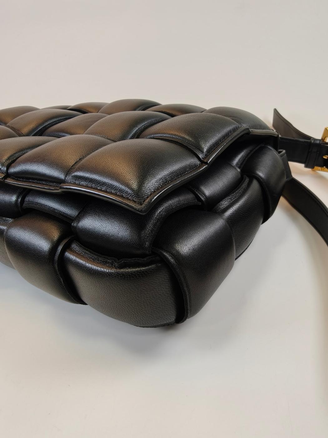 Bottega Veneta �ܥåƥ� �ѥǥå� �����å� ����ȥ���㡼�� ���������Хå� �֥�å� �����ֹ桧10747