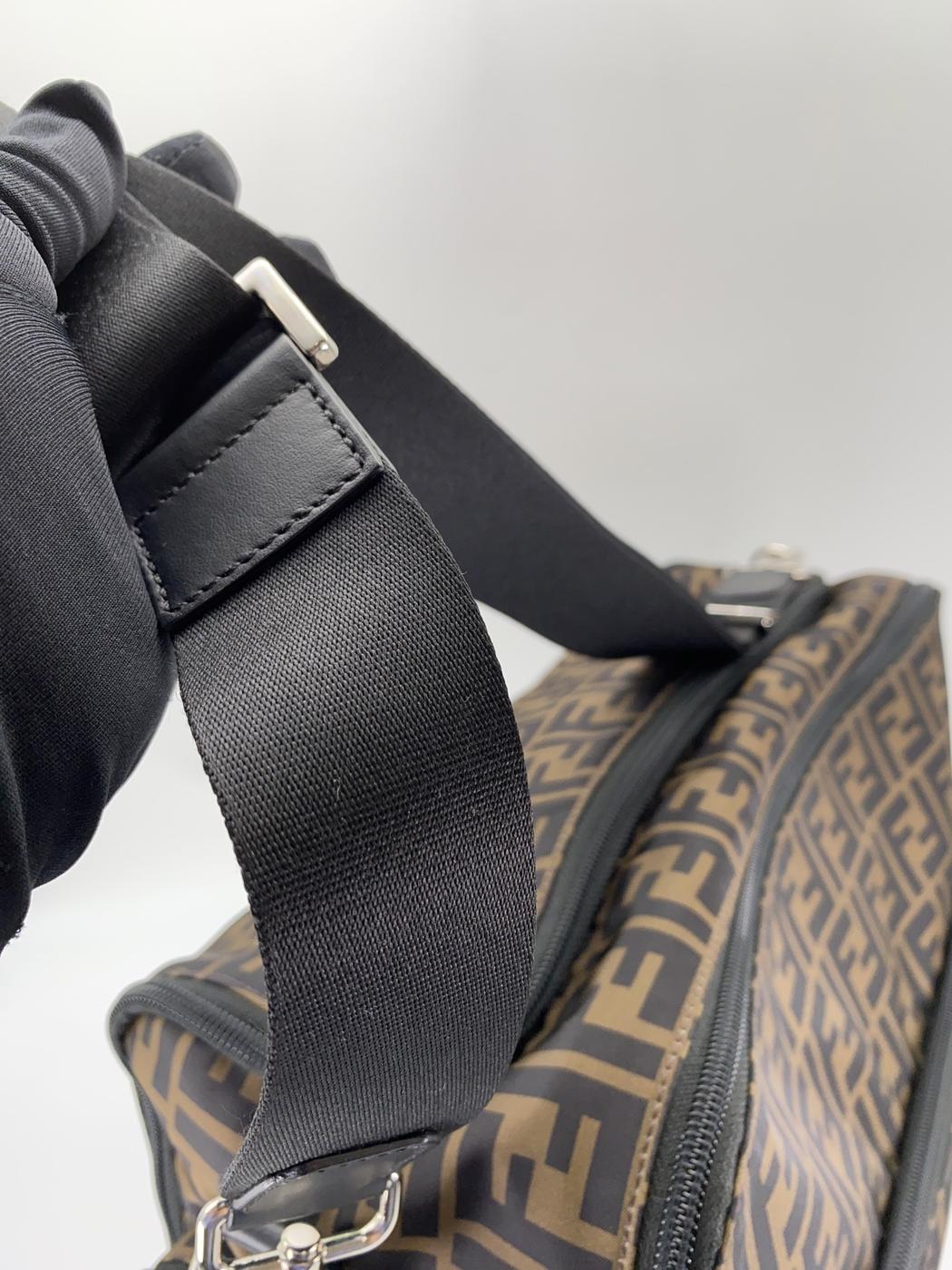 FENDI եǥ Хå 󥸥󥰥Хå ؤХå 7VB013 å ֥饦 С ֹ桧9043