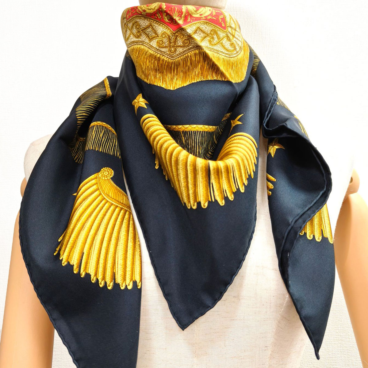 HERMES エルメス カレ90 Poste et Cavalerie サーベル飾り袋 シルク