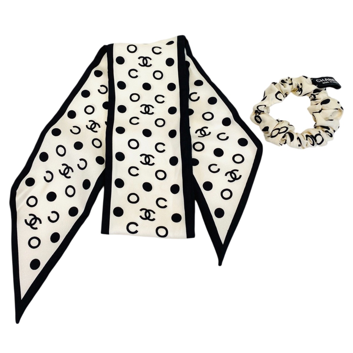 CHANEL ロゴ入りスカーフ　シュシュ CHANEL - ❤️CHANEL💛激レア💙スカーフシュシュ❤️新品未使用