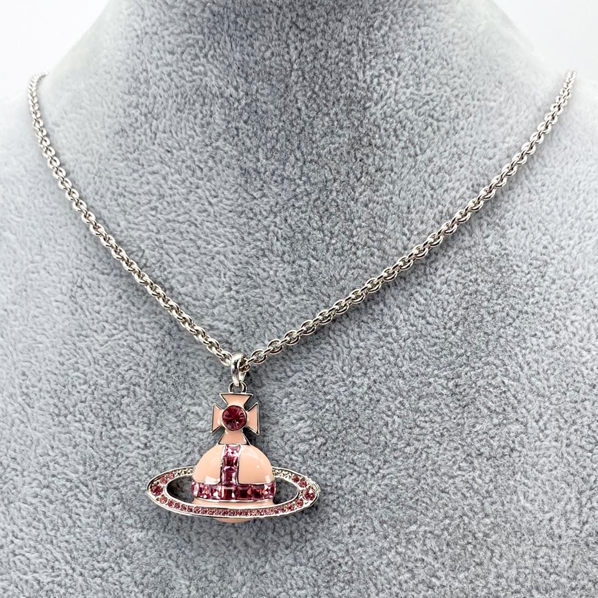 Vivienne Westwood ヴィヴィアン ウエストウッド オーブ ネックレス