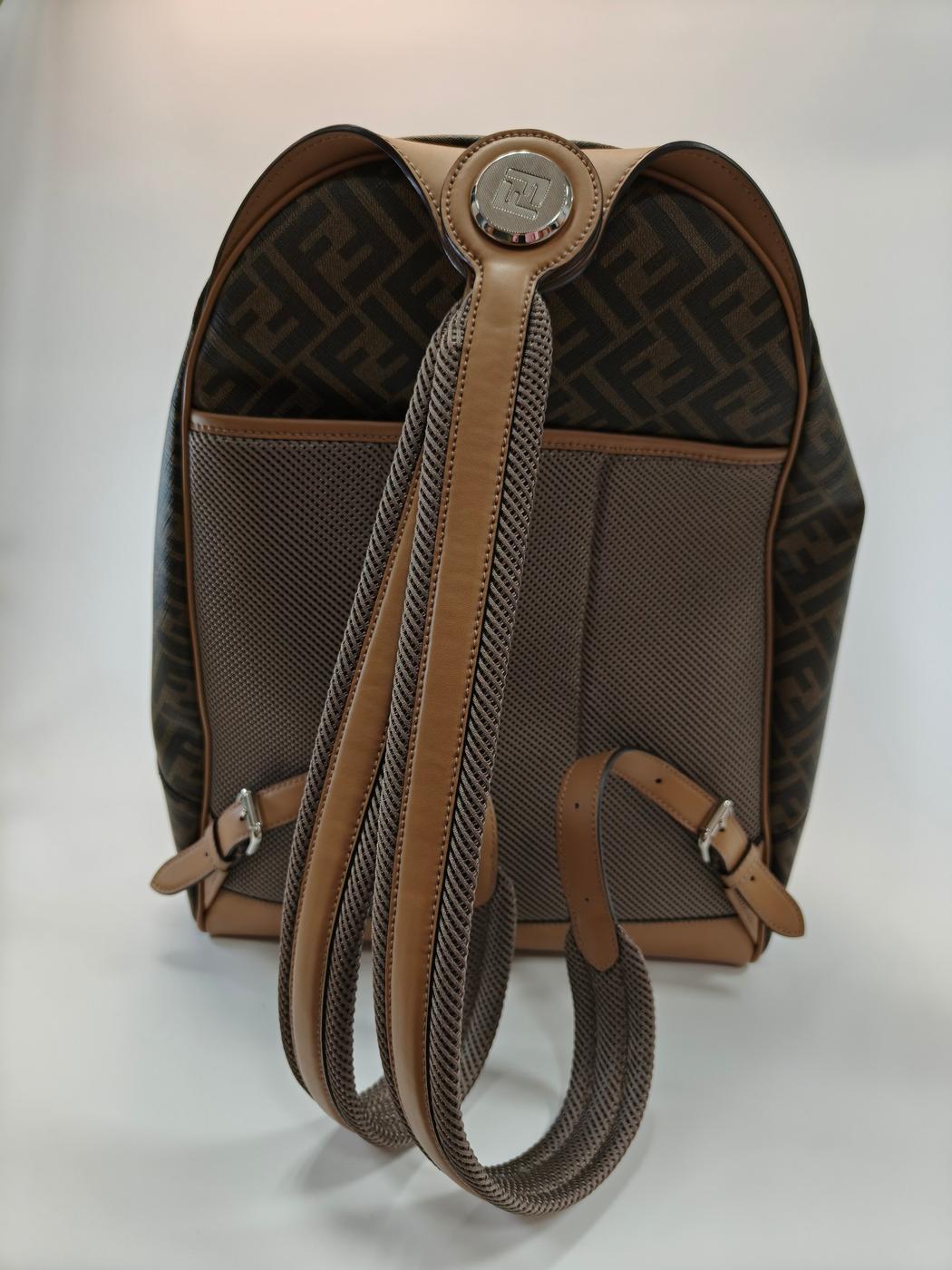 �ե���ǥ� FENDI ���å� �Хå��ѥå� �������� 7VZ077 A9XS F1IKC �����ʥ��ʥ� ���⡼�� �����ֹ桧9829