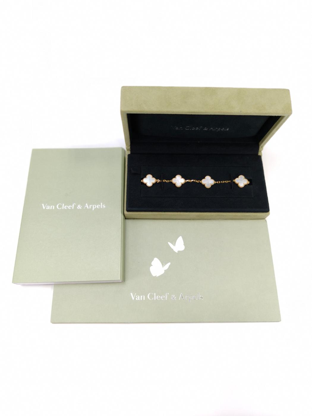 Van Cleef & Arpels 󥯥꡼ ϥ֥ ֥쥹å ۥ磻ȥ  ֹ桧10456