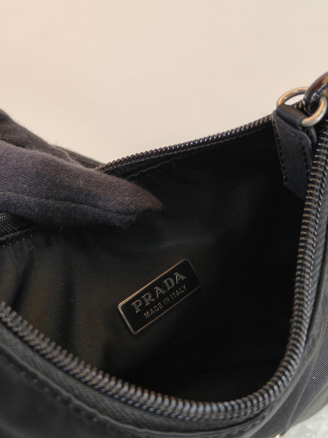 PRADA �ץ�� �ʥ����� �ϥ�ɥХå� �֥�å� �����ֹ桧10768