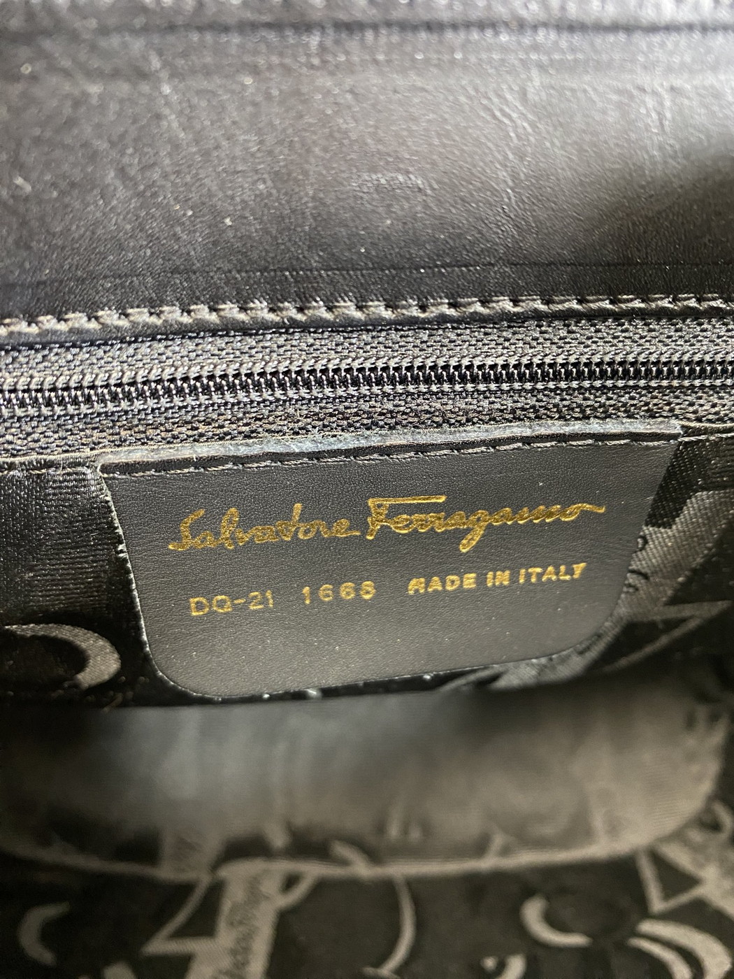 Salvatore Ferragamo ȡե饬 ϥɥХå å ҡ 㡼   ե쥶 ֹ桧9537