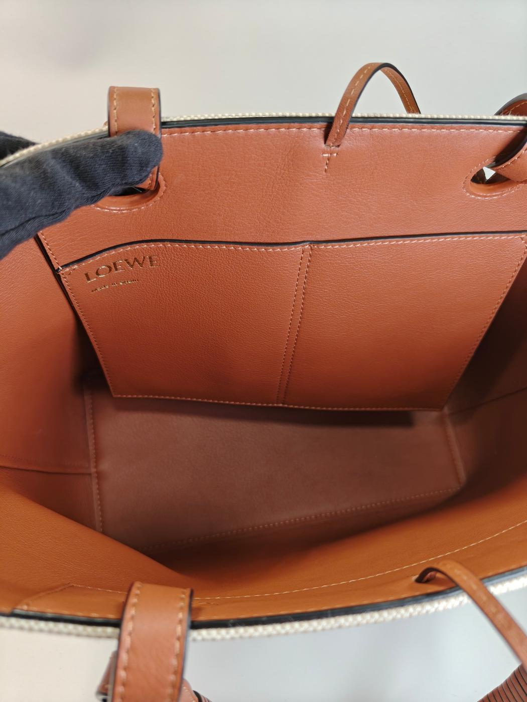 LOEWE ������ ���ʥ���� 2Way ���ݤ� �ȡ��ȥХå� ������� �ۥ磻�� �����ֹ桧10780