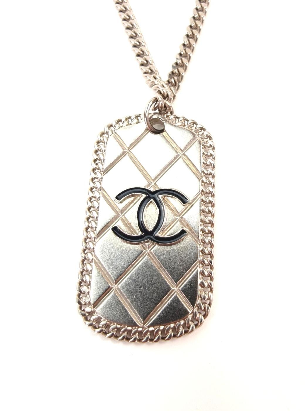 CHANELペンダントトップ CHANEL シャネル 09P ココマーク マトラッセ プレート ネックレス