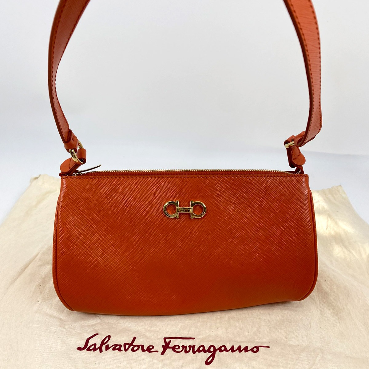 Salvatore Ferragamo ե饬   ɶ ֹ桧7004