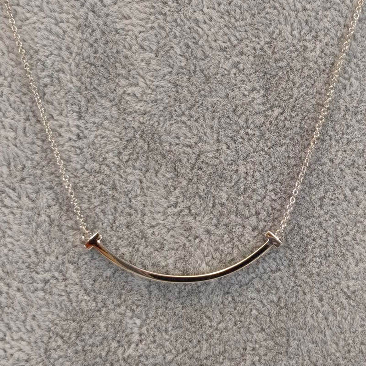 ティファニー ネックレス スマイル Tシルバー Tiffany & Co