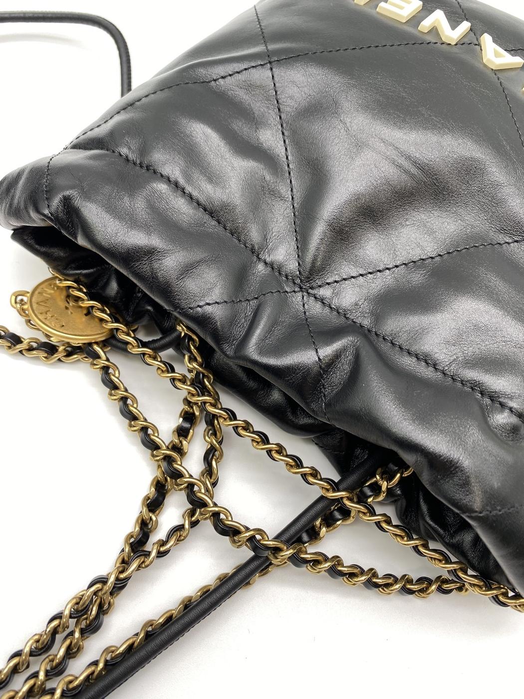 CHANEL ����ͥ� 22 �ߥ� �ϥ�ɥХå� ���ߥ������󥴡���ɡʥ������ۥ磻�ȡ� �����ֹ桧8760