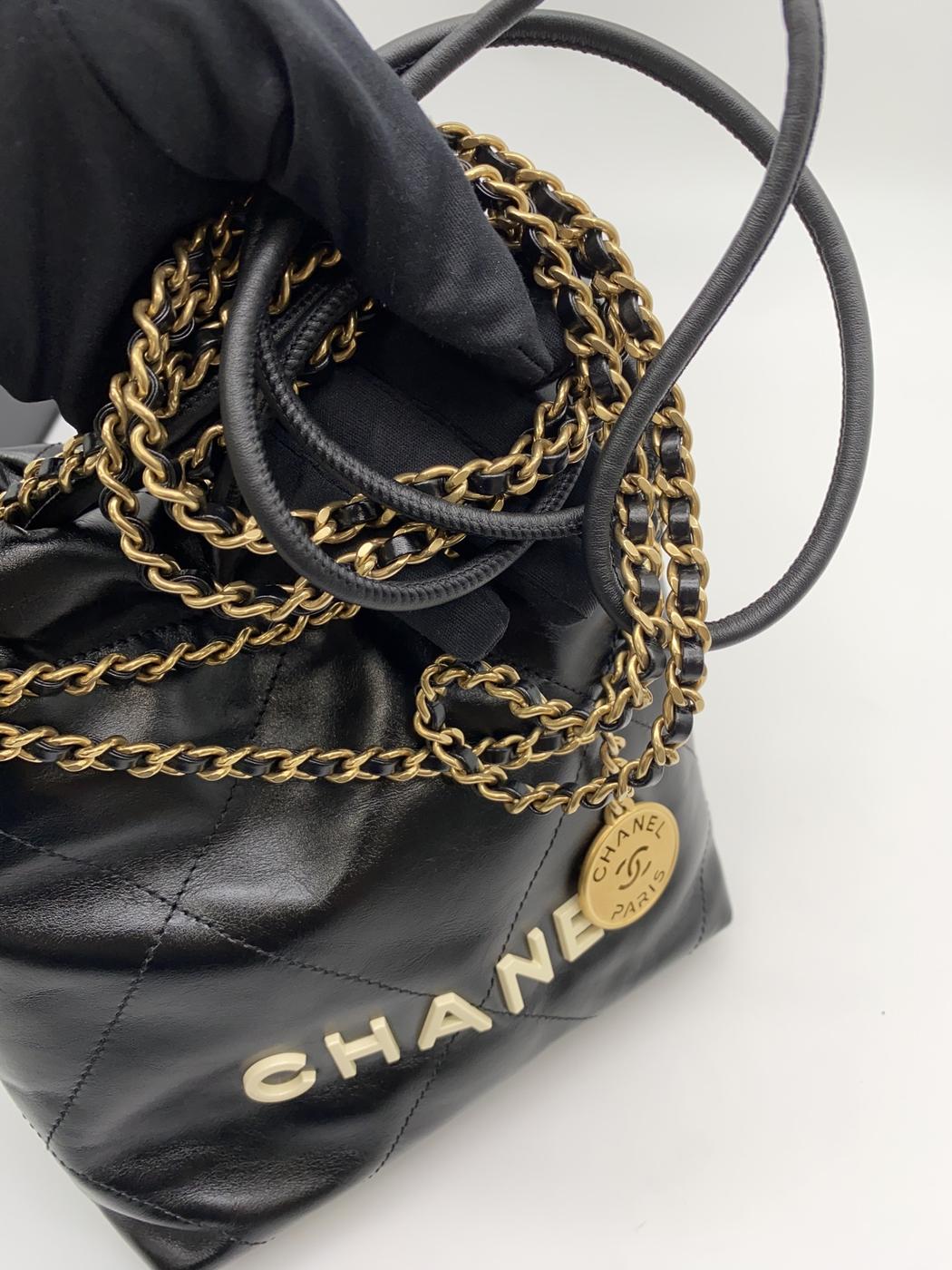 CHANEL ����ͥ� 22 �ߥ� �ϥ�ɥХå� ���ߥ������󥴡���ɡʥ������ۥ磻�ȡ� �����ֹ桧8760