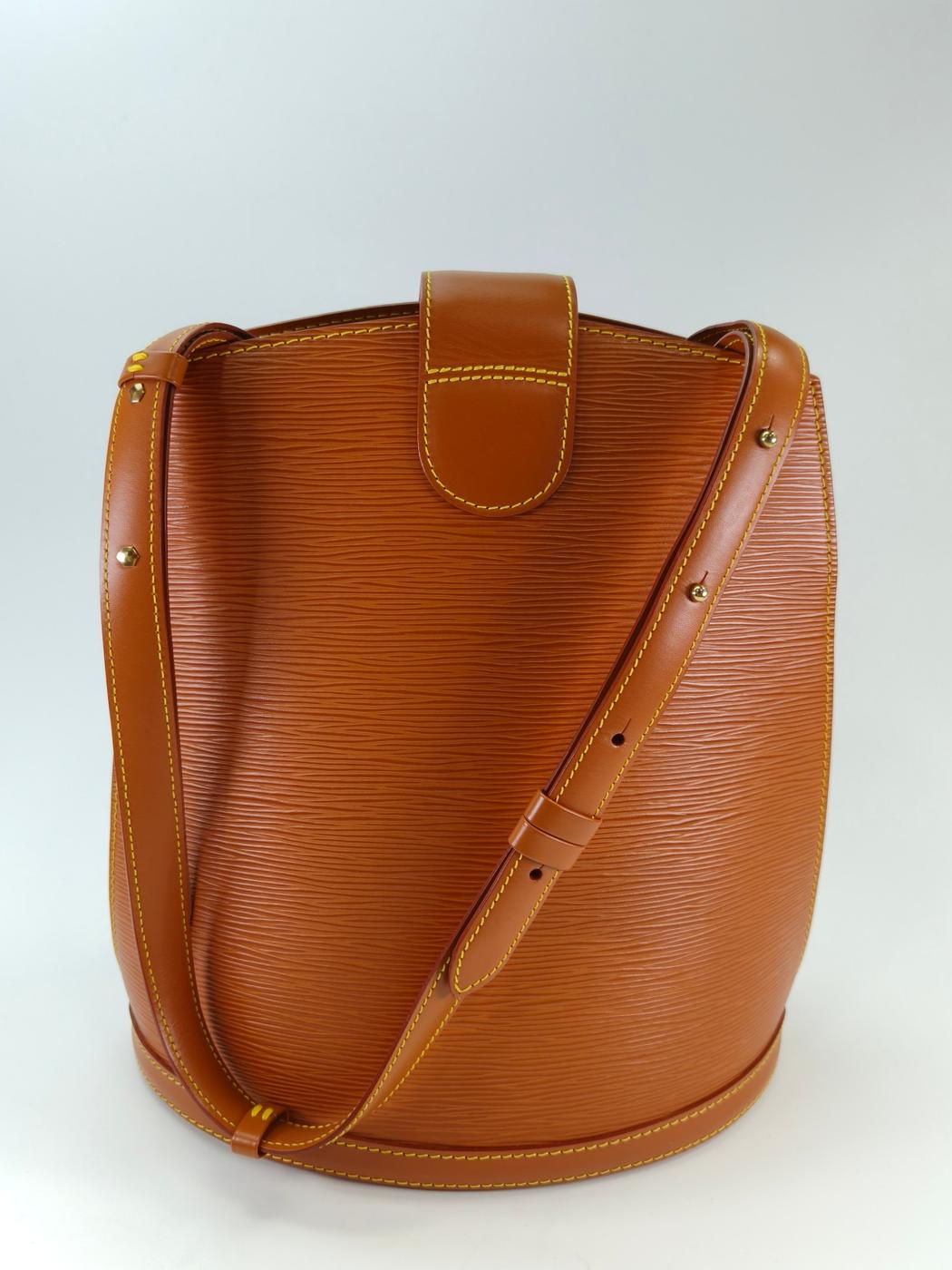 LOUIS VUITTON �륤�����ȥ� ���� �����ˡ� ���������Хå� �֥饦�� �����ֹ桧11002