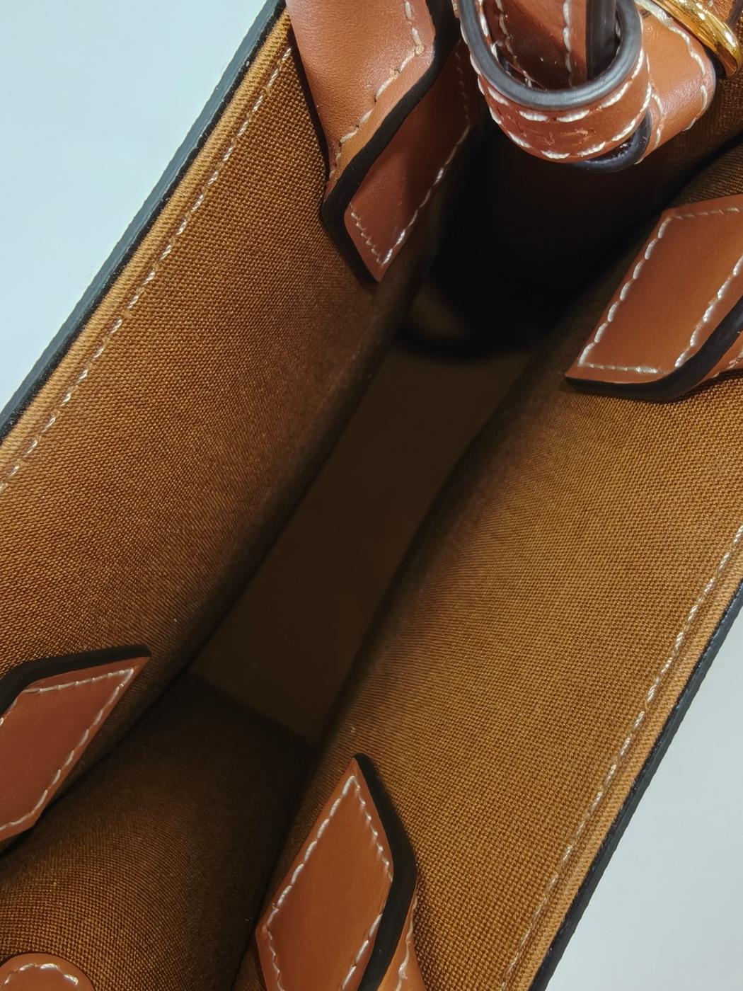 CELINE ���꡼�� �ȥꥪ��� �ߥ� �С��ƥ����� ���� 2WAY ���������Хå� �֥饦�� �����ֹ桧10699