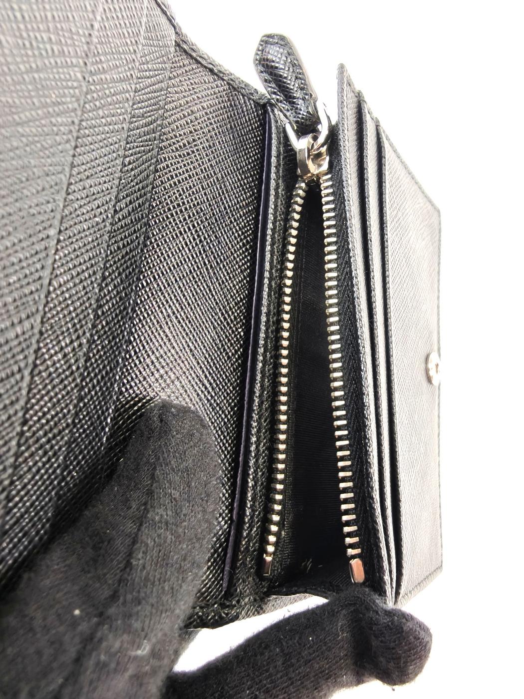 PRADA �ץ�� ���ե������� ����ޤ� ���� �ȥ饤���󥰥���� �֥�å� �����ֹ桧10704