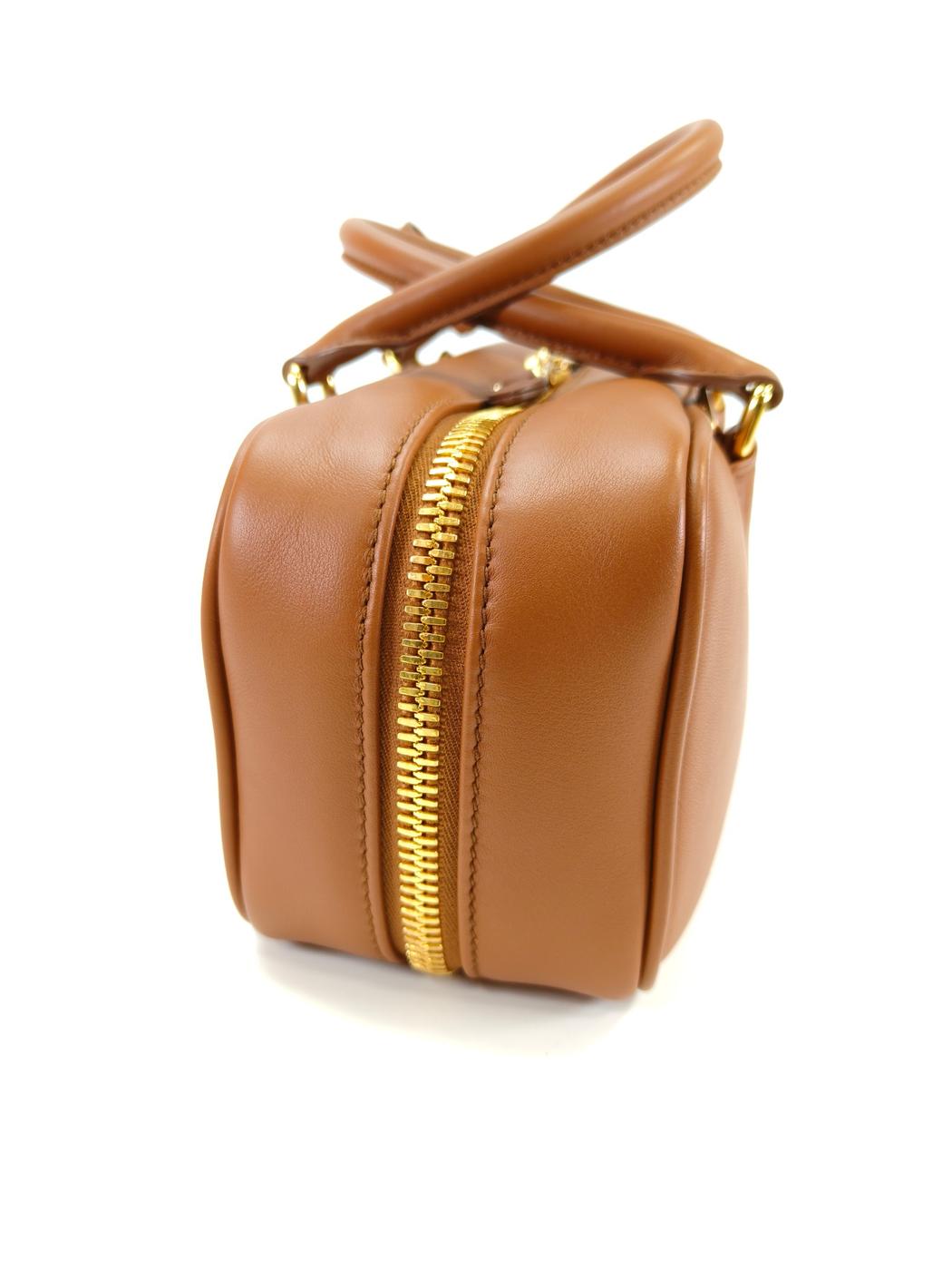 MIU MIU �ߥ奦�ߥ奦 ���륫�ǥ� �쥶�� �ϥ�ɥХå� �顼�� ���˥�å� �����ֹ桧10706