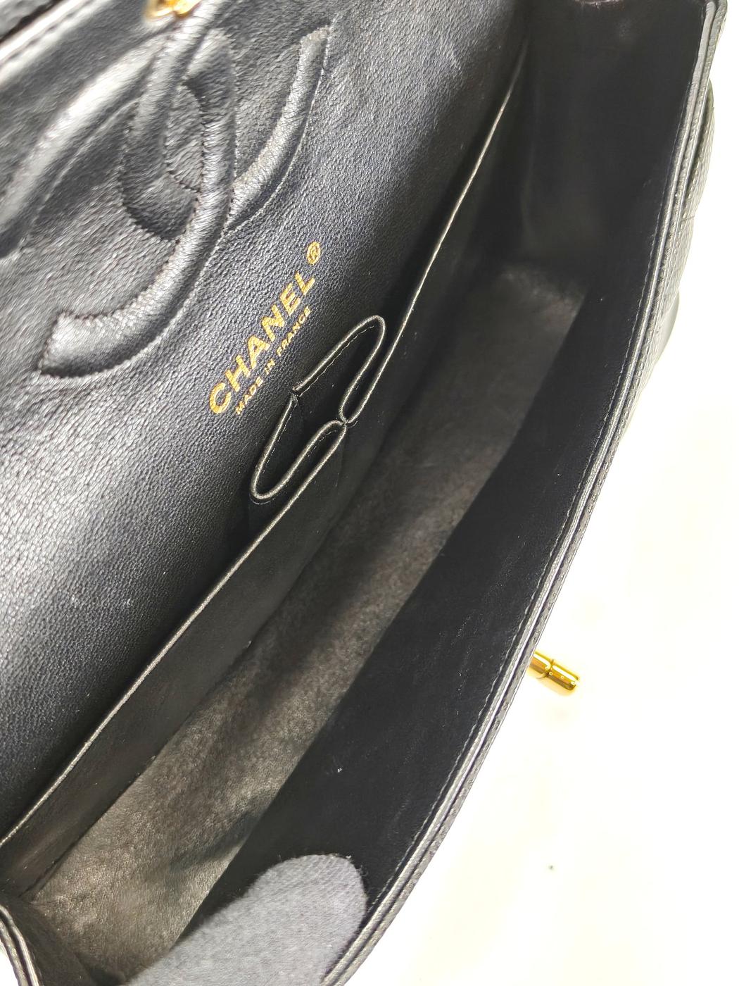 CHANEL �ޥȥ�å�25 W�ե�åץ������� ����ӥ������� �֥�å� �����ֹ桧10908