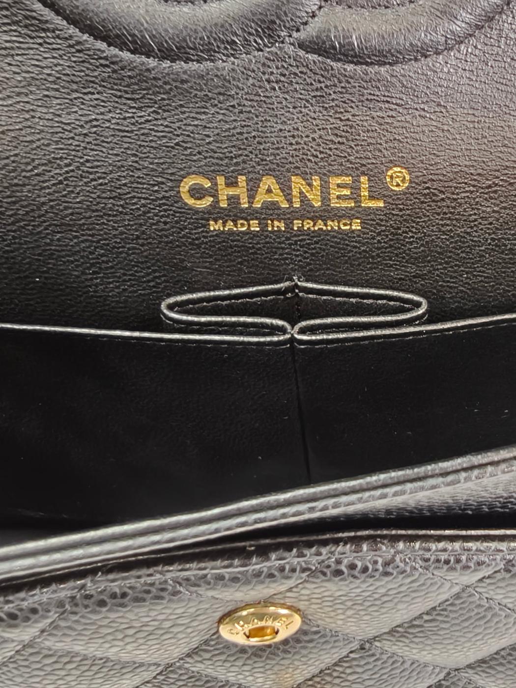 CHANEL �ޥȥ�å�25 W�ե�åץ������� ����ӥ������� �֥�å� �����ֹ桧10908
