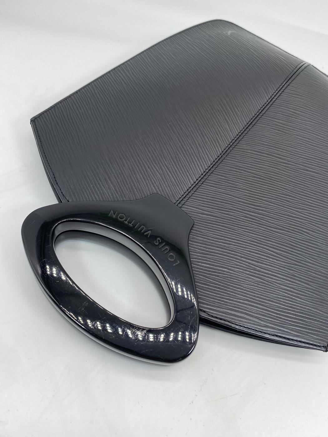 LOUIS VUITTON �륤�����ȥ� �ɥ��ߥ���� ���� �ϥ�ɥХå� �� M52682 �����ֹ桧7451��