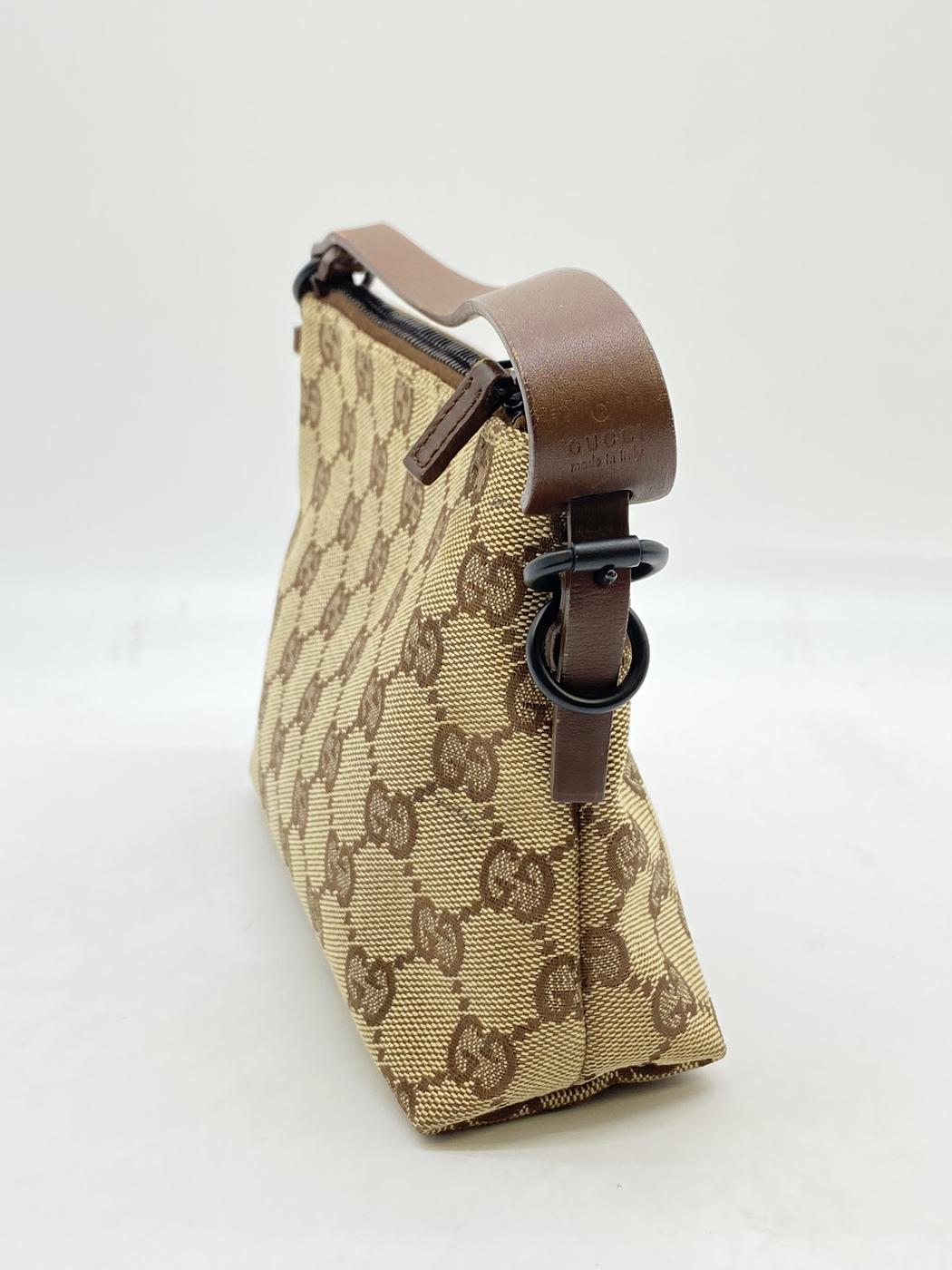 GUCCI ���å� �ݡ��� �����Х� �쥶�� �١������ �֥饦��� �����ֹ桧7700