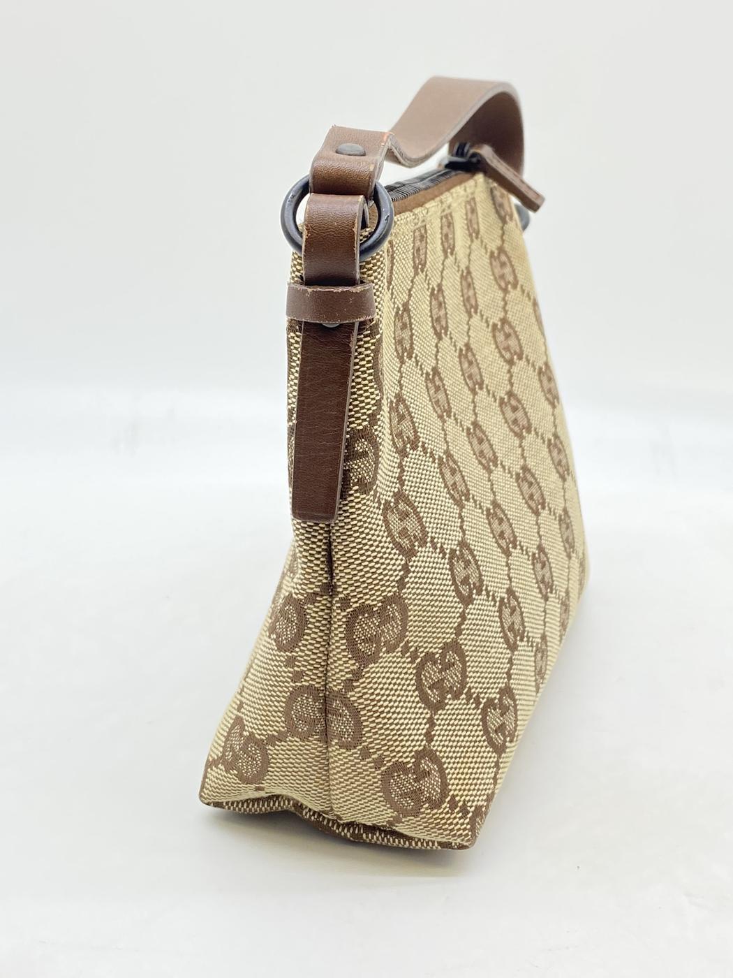 GUCCI ���å� �ݡ��� �����Х� �쥶�� �١������ �֥饦��� �����ֹ桧7700