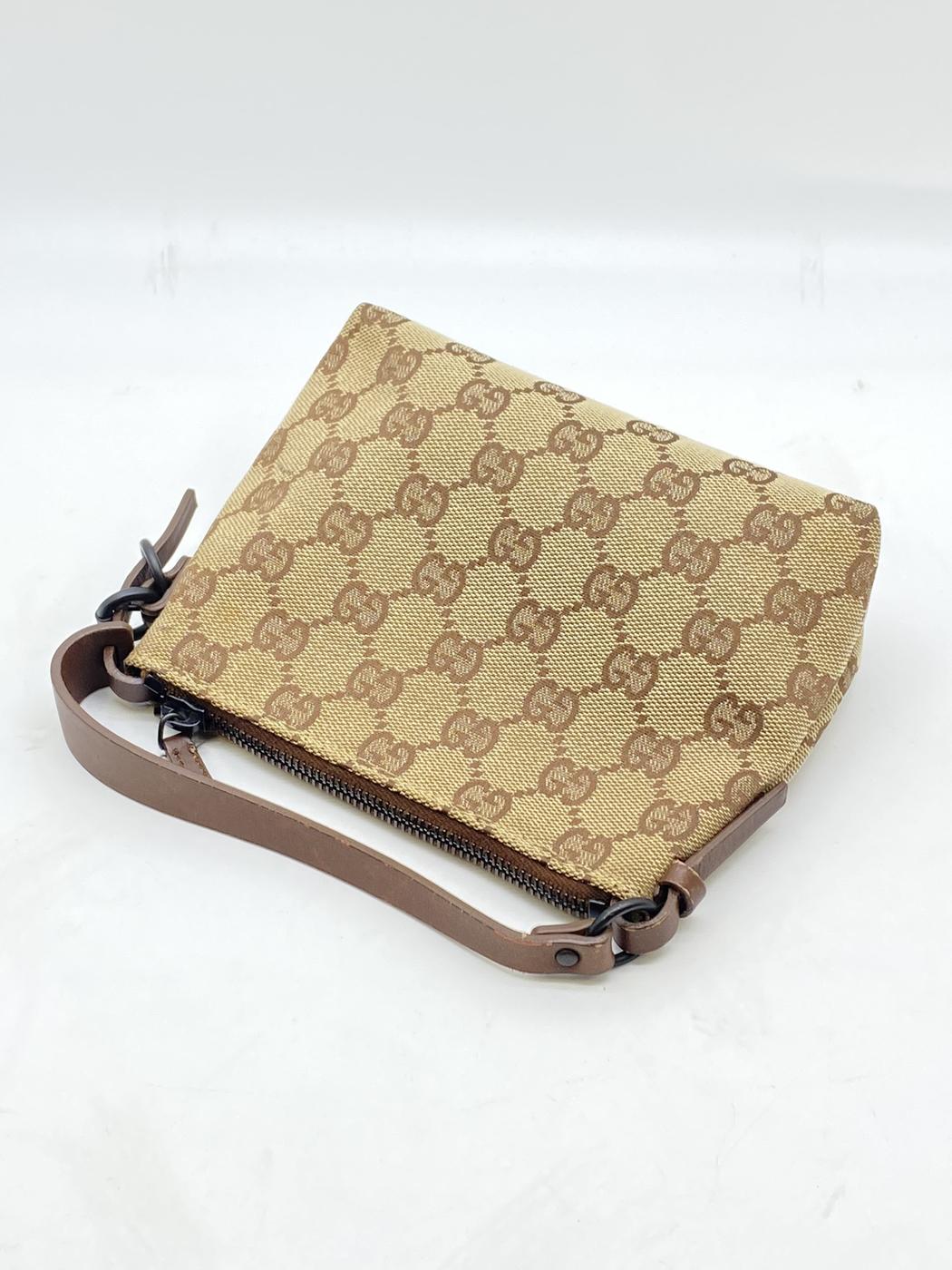 GUCCI ���å� �ݡ��� �����Х� �쥶�� �١������ �֥饦��� �����ֹ桧7700