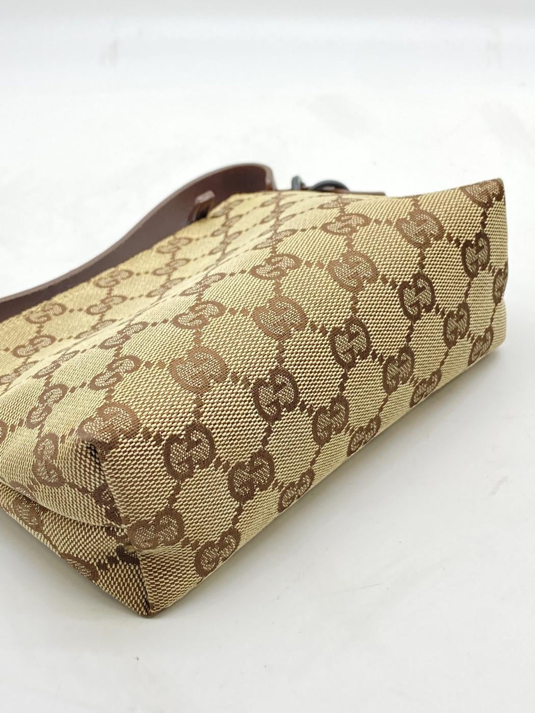 GUCCI ���å� �ݡ��� �����Х� �쥶�� �١������ �֥饦��� �����ֹ桧7700