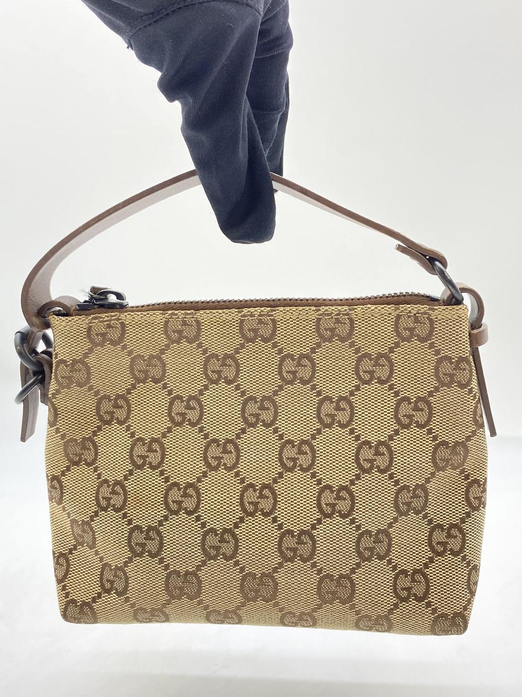 GUCCI ���å� �ݡ��� �����Х� �쥶�� �١������ �֥饦��� �����ֹ桧7700
