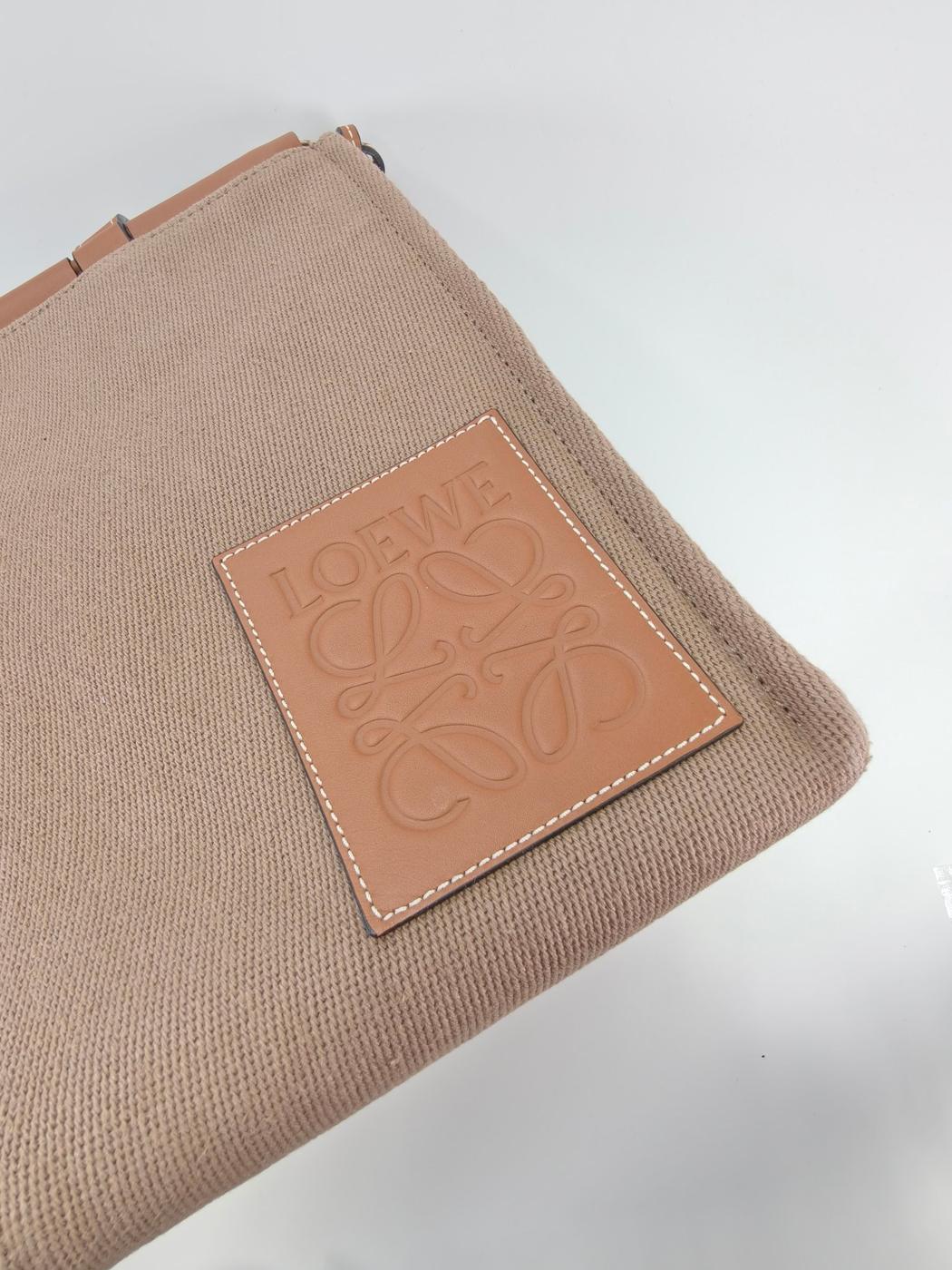 LOEWE  åȡ ⡼ 330.02AA93 ȡȥХå ֥饦 ֹ桧9968