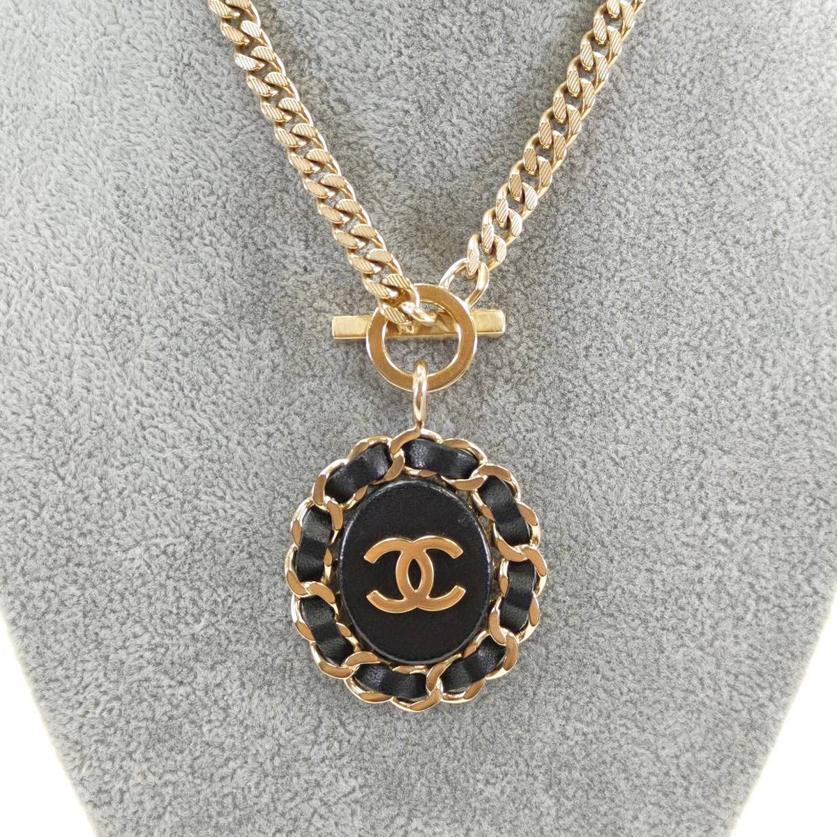 CHANEL ����ͥ� �����ޡ��� ���硼���� �ͥå��쥹 �֥�å� �����ֹ桧9896