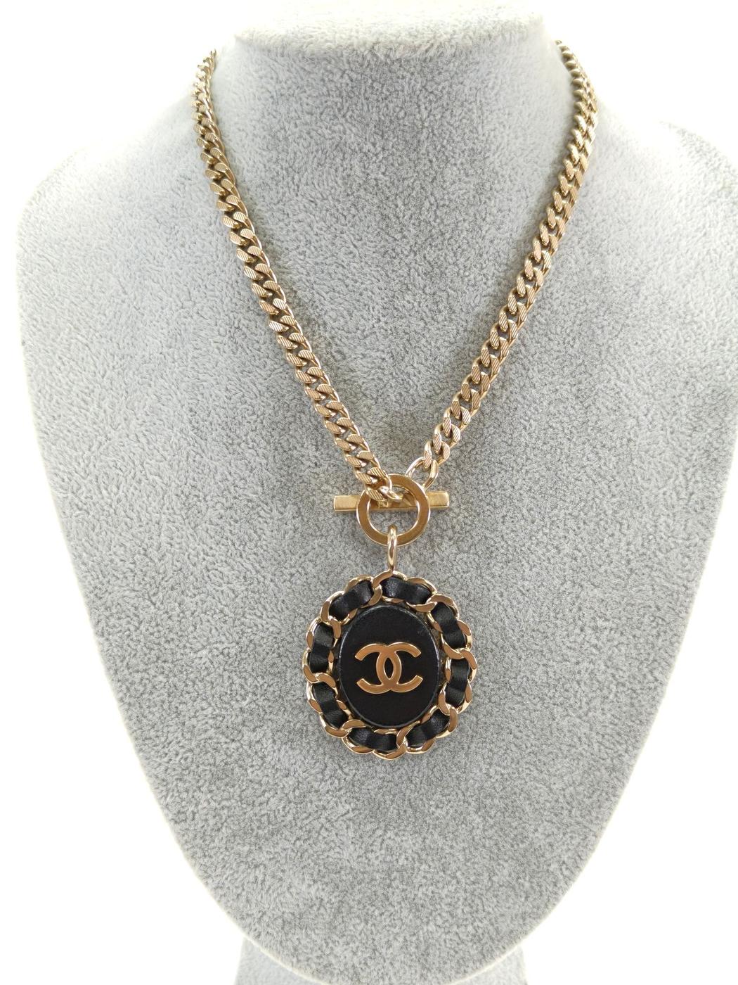 CHANEL ����ͥ� �����ޡ��� ���硼���� �ͥå��쥹 �֥�å� �����ֹ桧9896