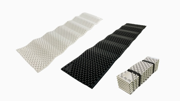 アウトドアマット<br>PEANUT MAT