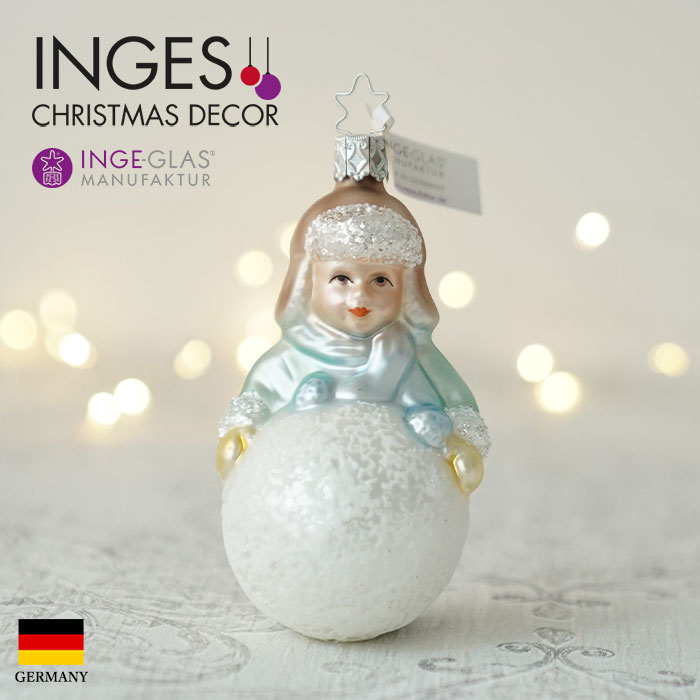 クリスマスツリー オーナメント ドイツ INGE-GLAS MANUFAKTUR（インゲ・グラス）ガラス 雪玉で遊ぶ男の子 10.5cm _[100225]  s60