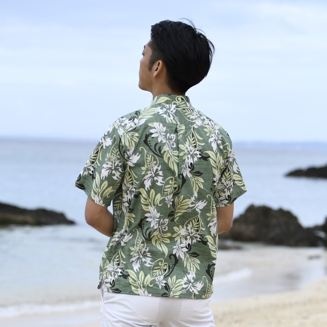 EM1884　メンズ　＜ストアロハ柄＞　ボタンダウン