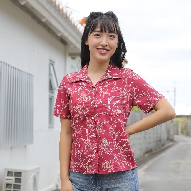 OK1149　レディース　＜テッポウユリ柄＞　スキッパー半袖