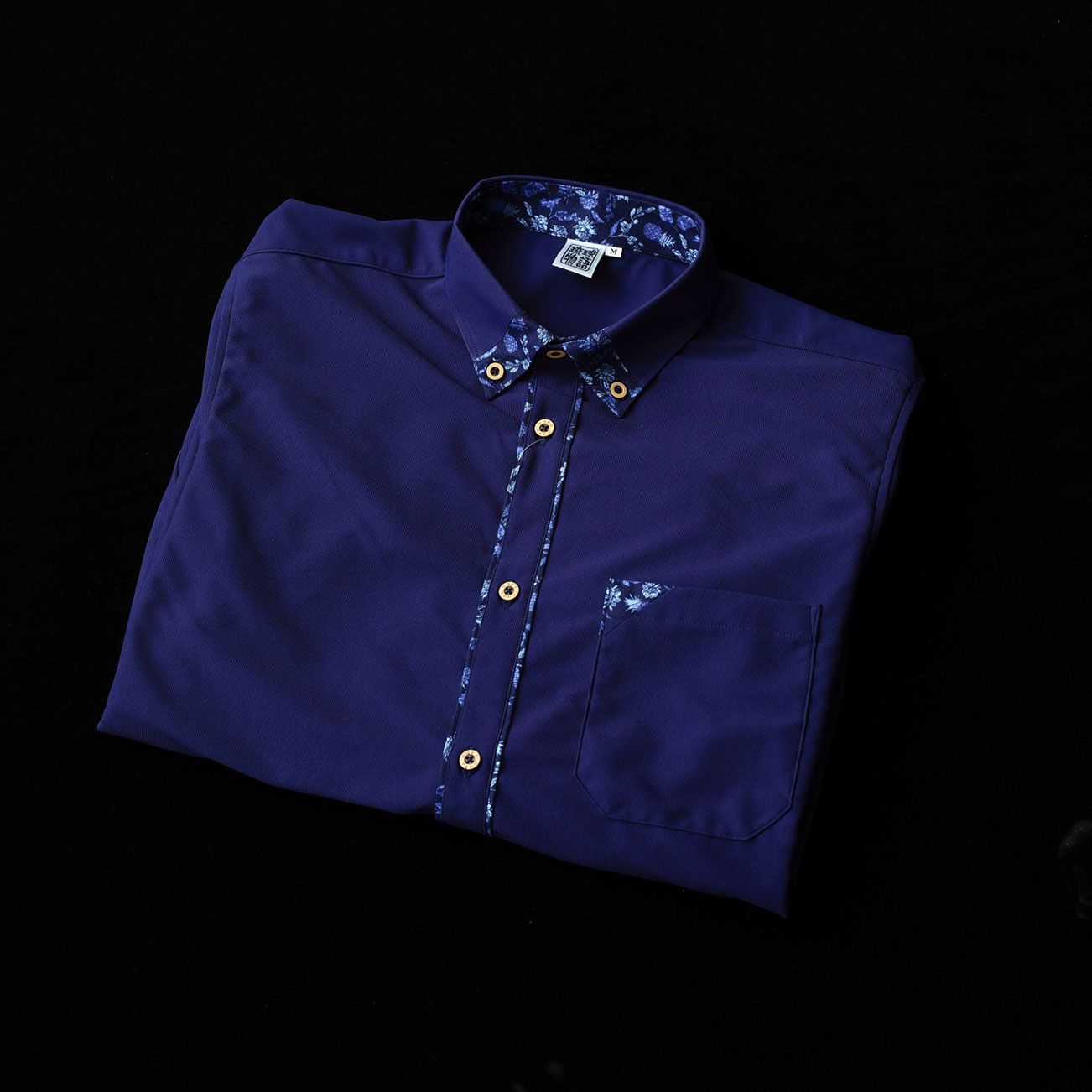 R1903　琉球物語　メンズ　＜小花柄使い＞　ボタンダウン　長袖