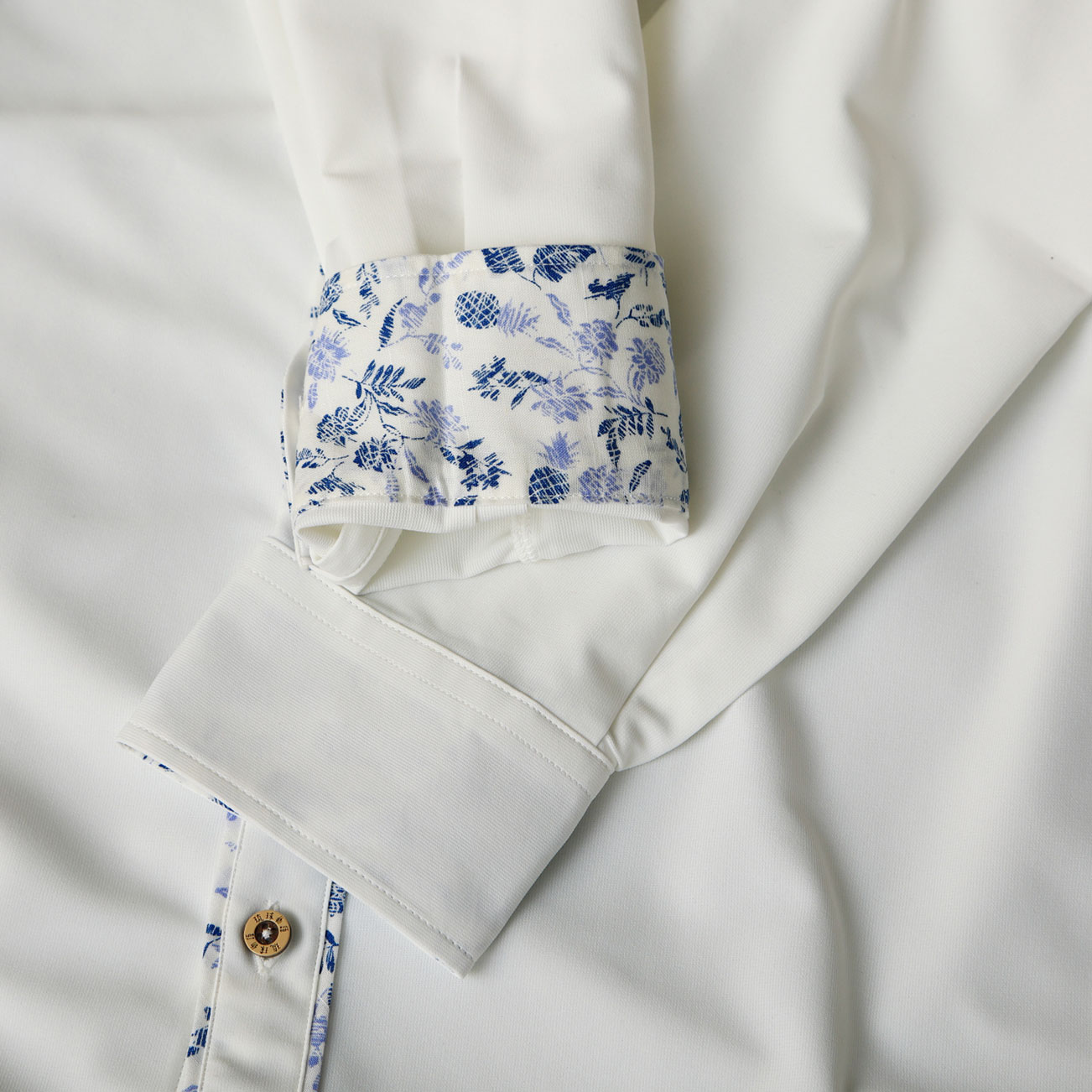 R1903　琉球物語　メンズ　＜小花柄使い＞　ボタンダウン　長袖