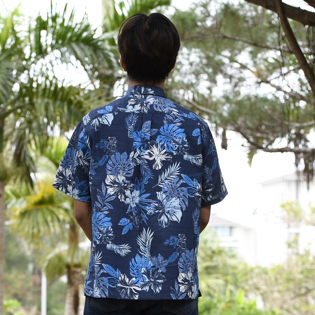 OK1843B　メンズ　＜ハイビスカス柄＞　ボタンダウン