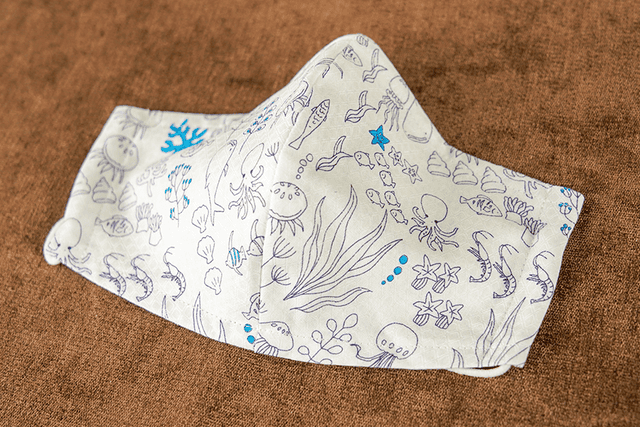 クレンゼ加工　洗える布マスク　＜海の仲間小柄＞　スモールサイズ【オフ／コン】
