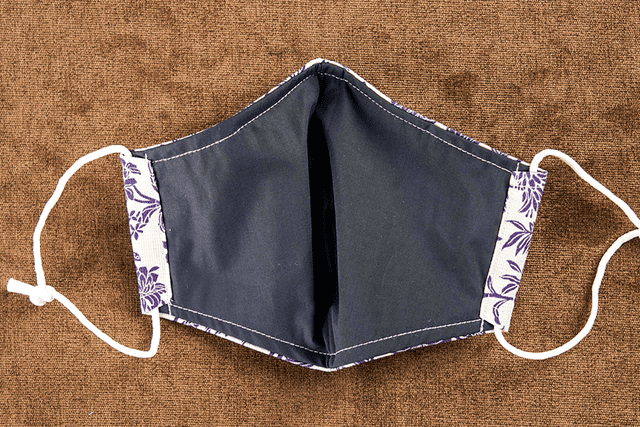 クレンゼ加工　洗える布マスク　＜デイゴ・ハイビ小柄＞　レギュラーサイズ【オフ／コン】