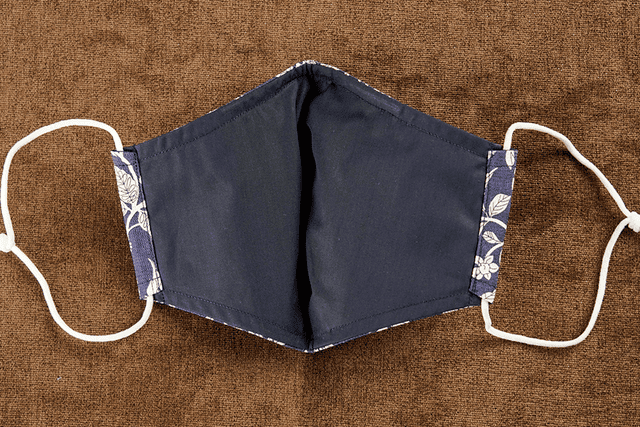 クレンゼ加工　洗える布マスク　＜デイゴ・ハイビ小柄＞　レギュラーサイズ【コン】